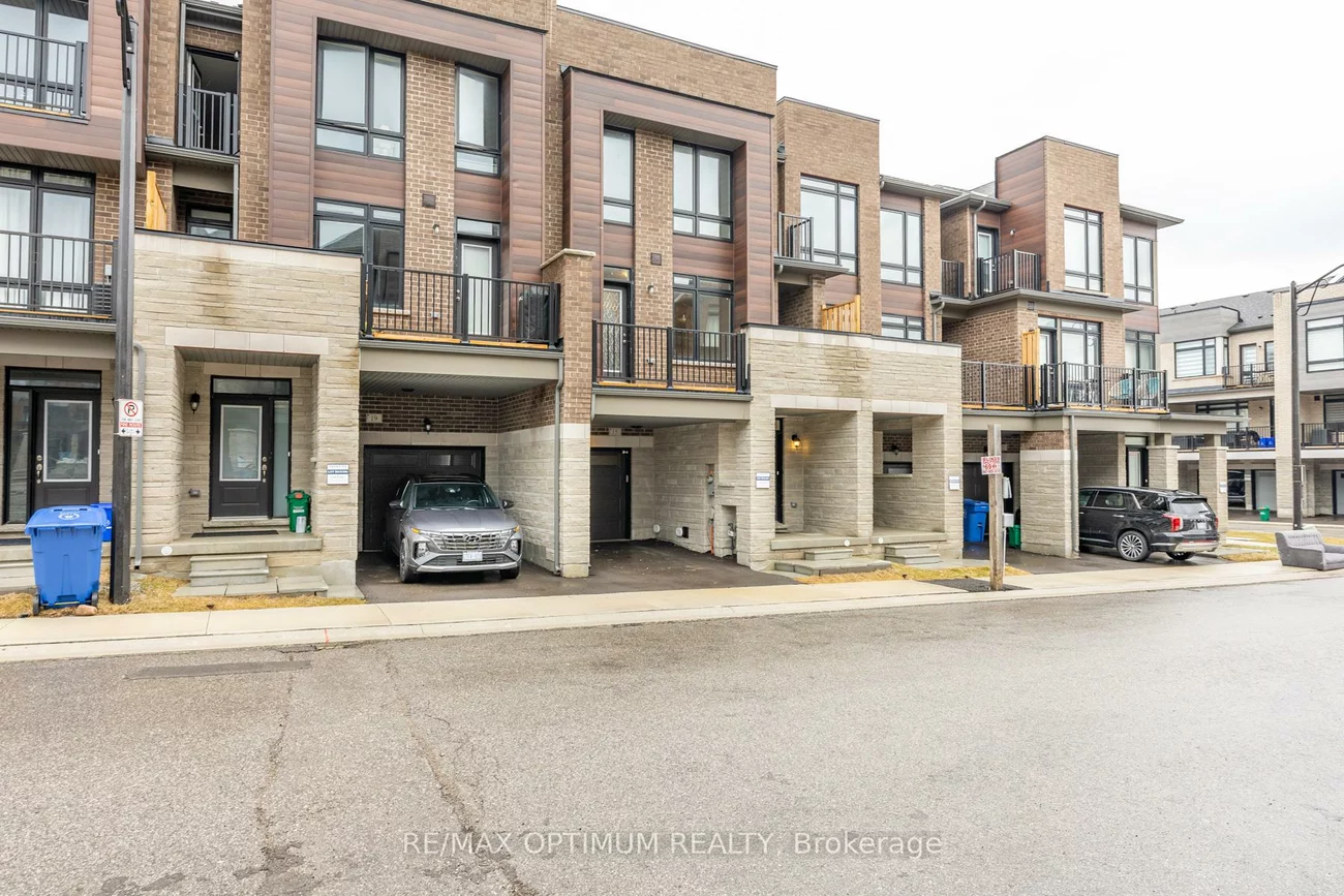 15, Gunton, Bayview Northeast, Aurora