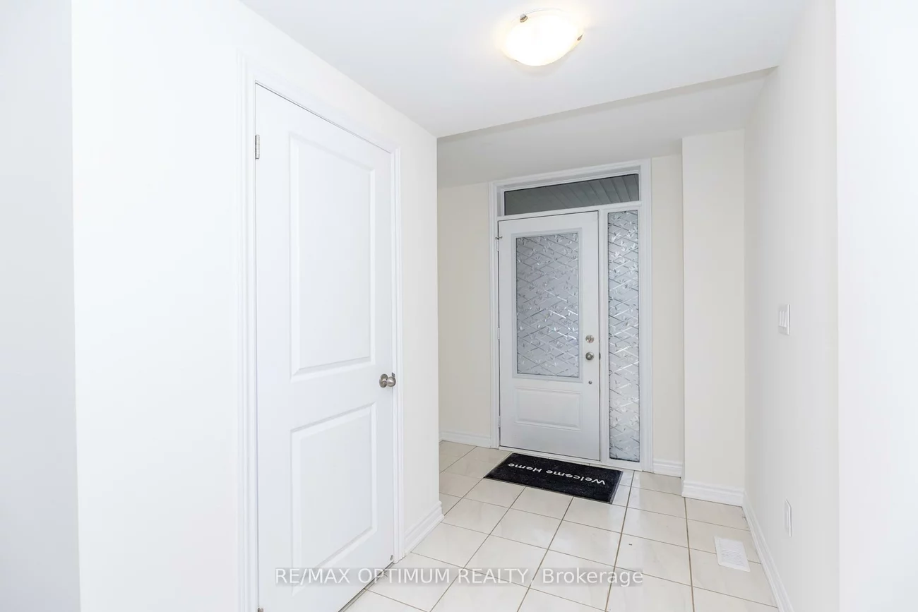 15, Gunton, Bayview Northeast, Aurora