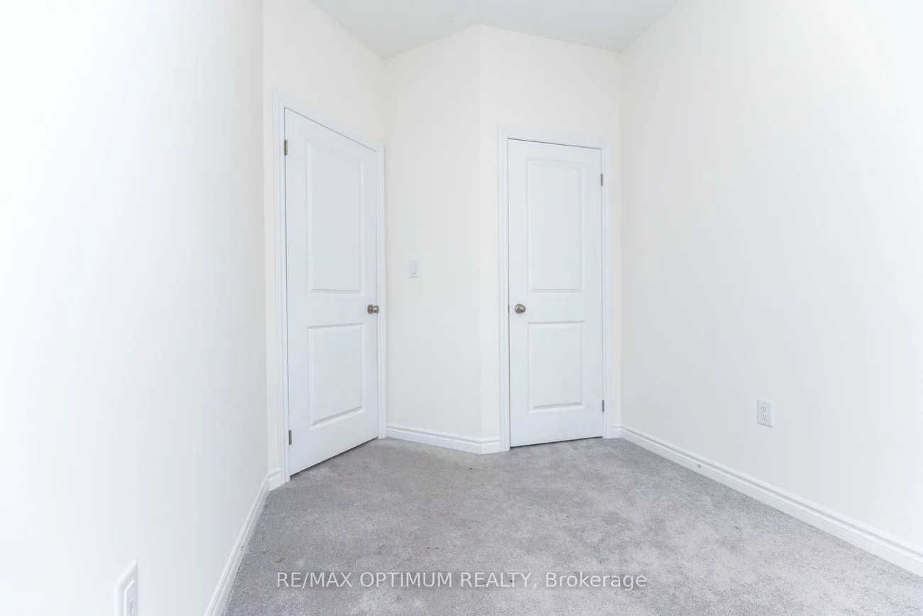 15, Gunton, Bayview Northeast, Aurora