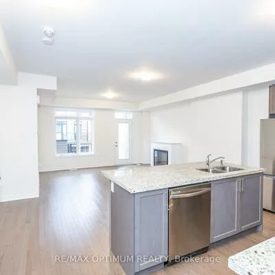 15, Gunton, Bayview Northeast, Aurora