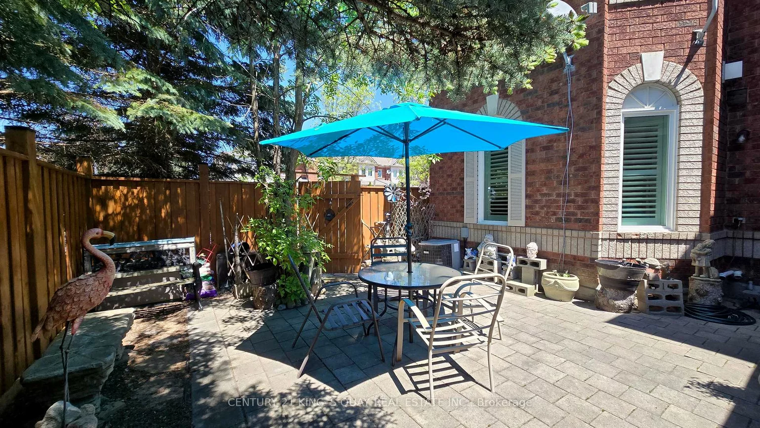 1, Ostick, Bayview Wellington, Aurora