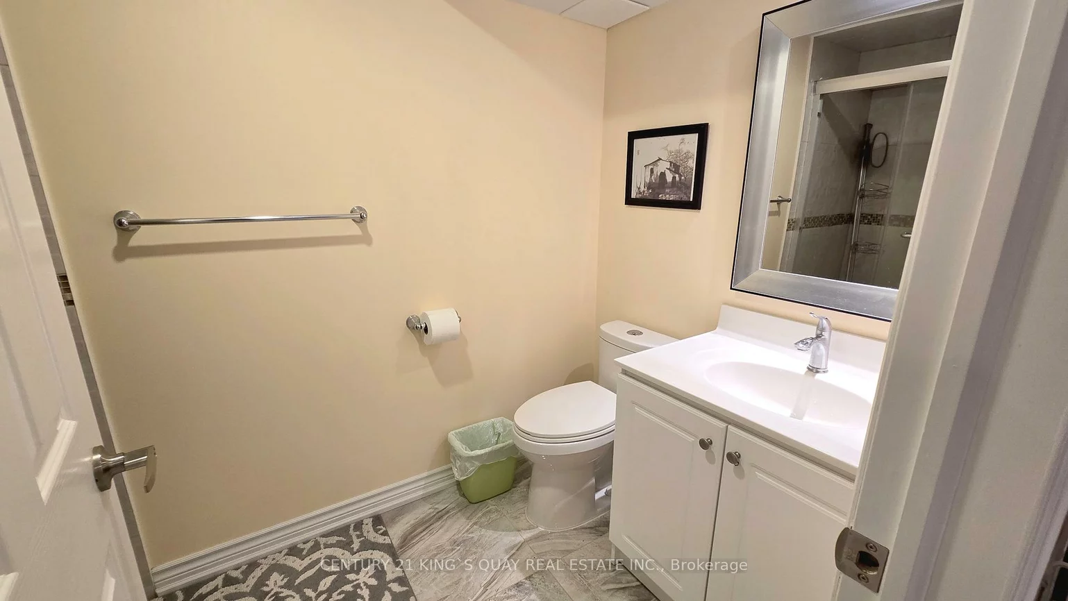1, Ostick, Bayview Wellington, Aurora