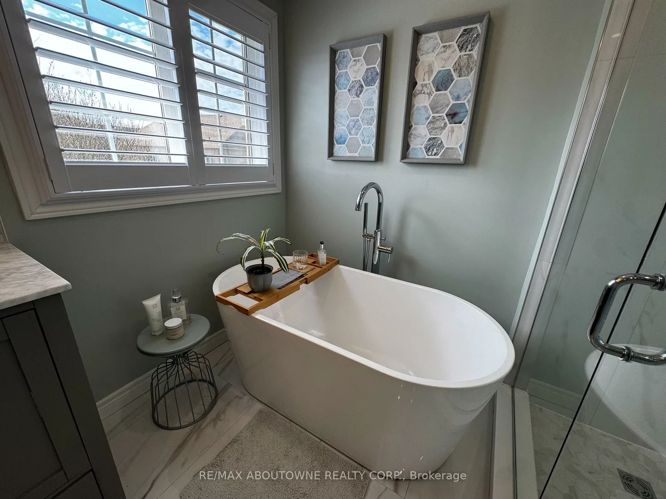 85, Earl Stewart, Bayview Wellington, Aurora