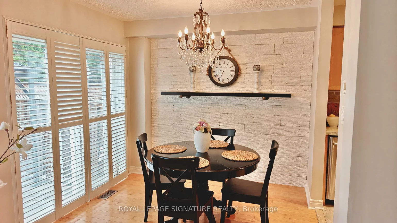 14, Ostick, Bayview Wellington, Aurora