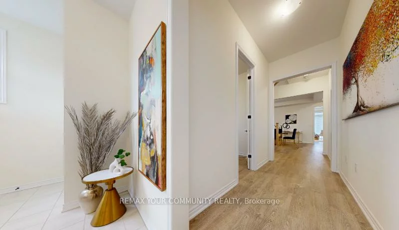 105, Halldorson, Bayview Northeast, Aurora