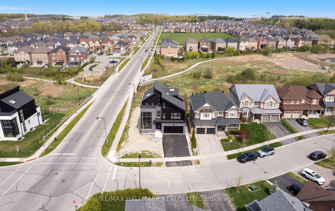 119, Pointon, Bayview Northeast, Aurora