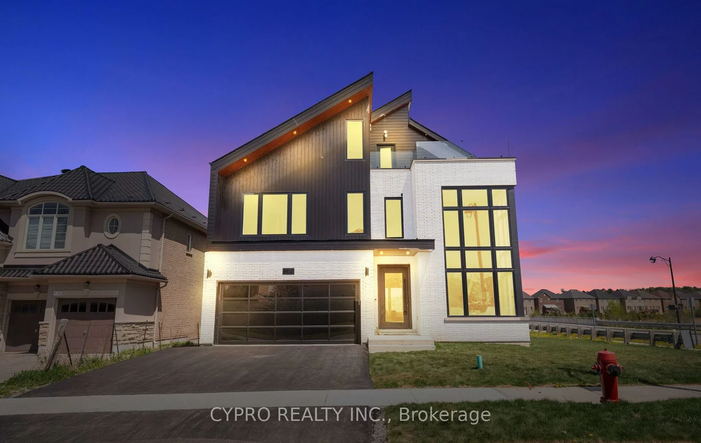 88, Cosford, Bayview Northeast, Aurora