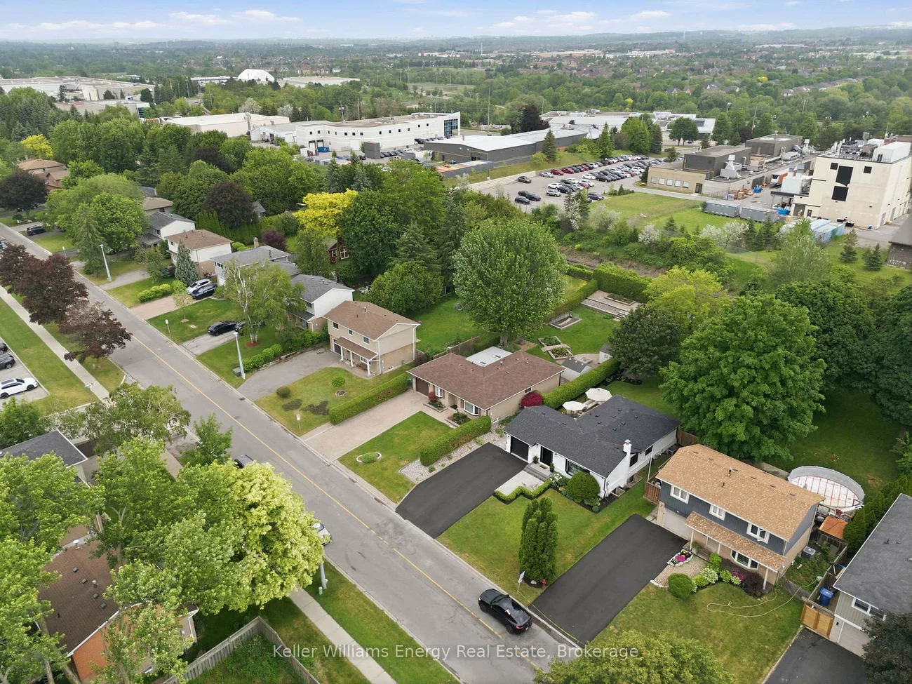 83, Walton, Aurora Village, Aurora