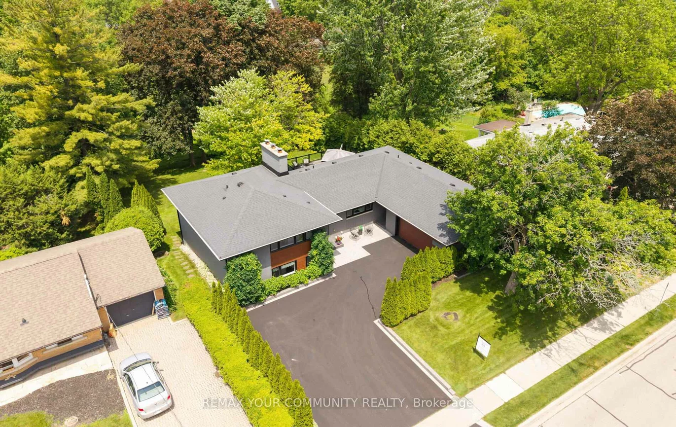 48, Royal, Aurora Village, Aurora