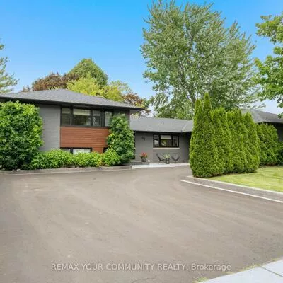 48, Royal, Aurora Village, Aurora