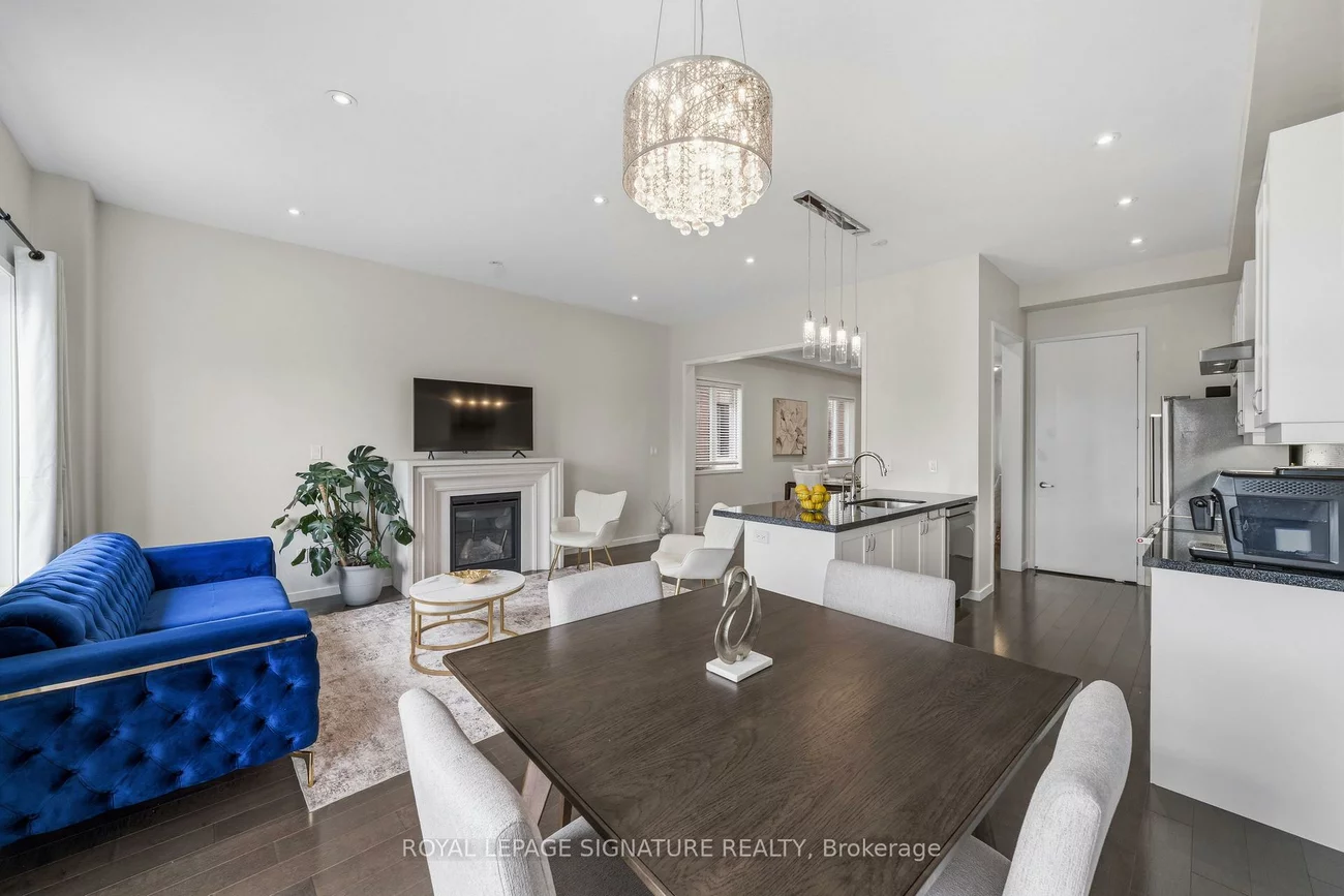 116, Elyse, Bayview Northeast, Aurora