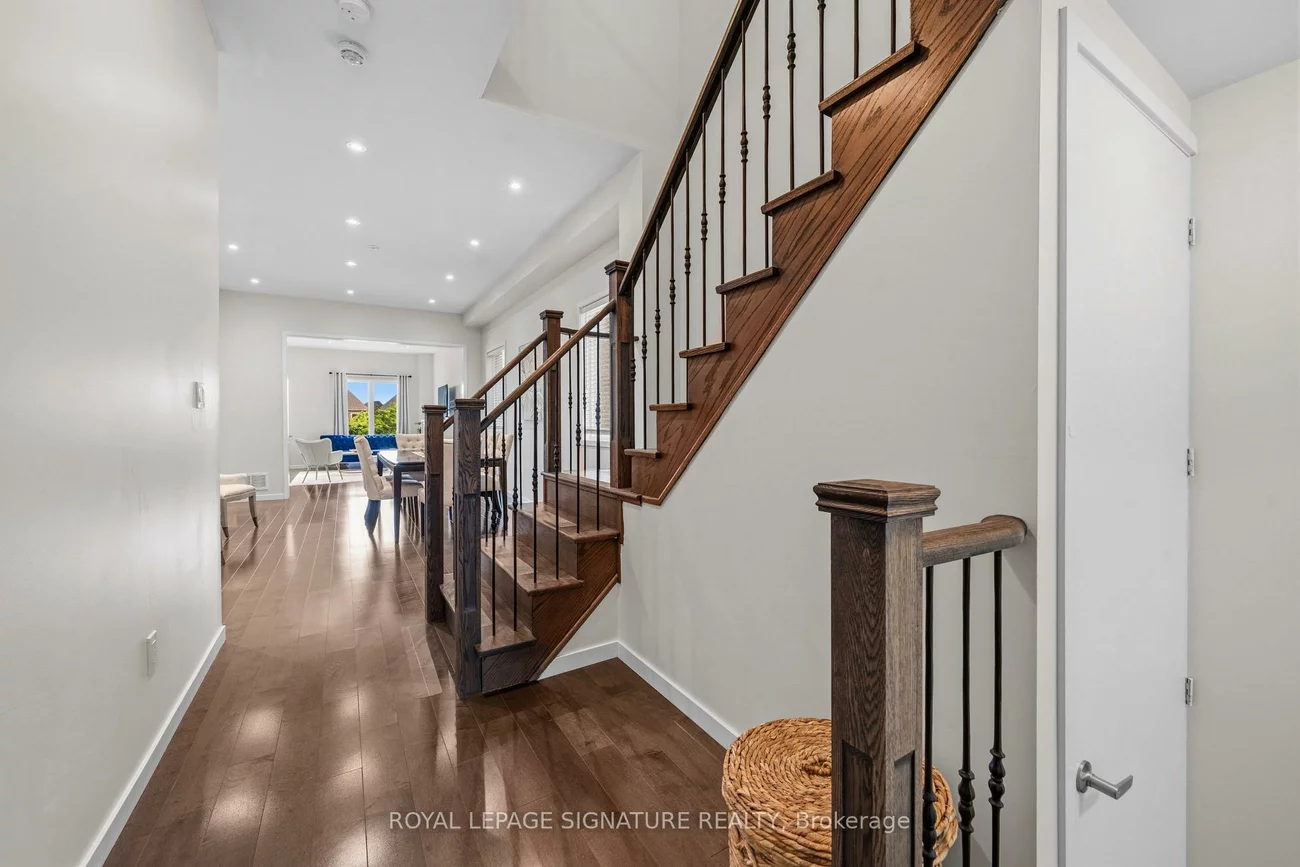 116, Elyse, Bayview Northeast, Aurora