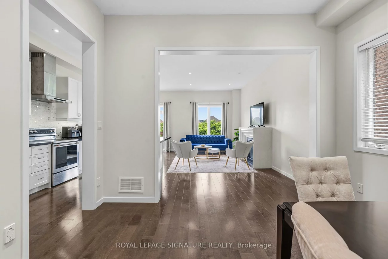 116, Elyse, Bayview Northeast, Aurora