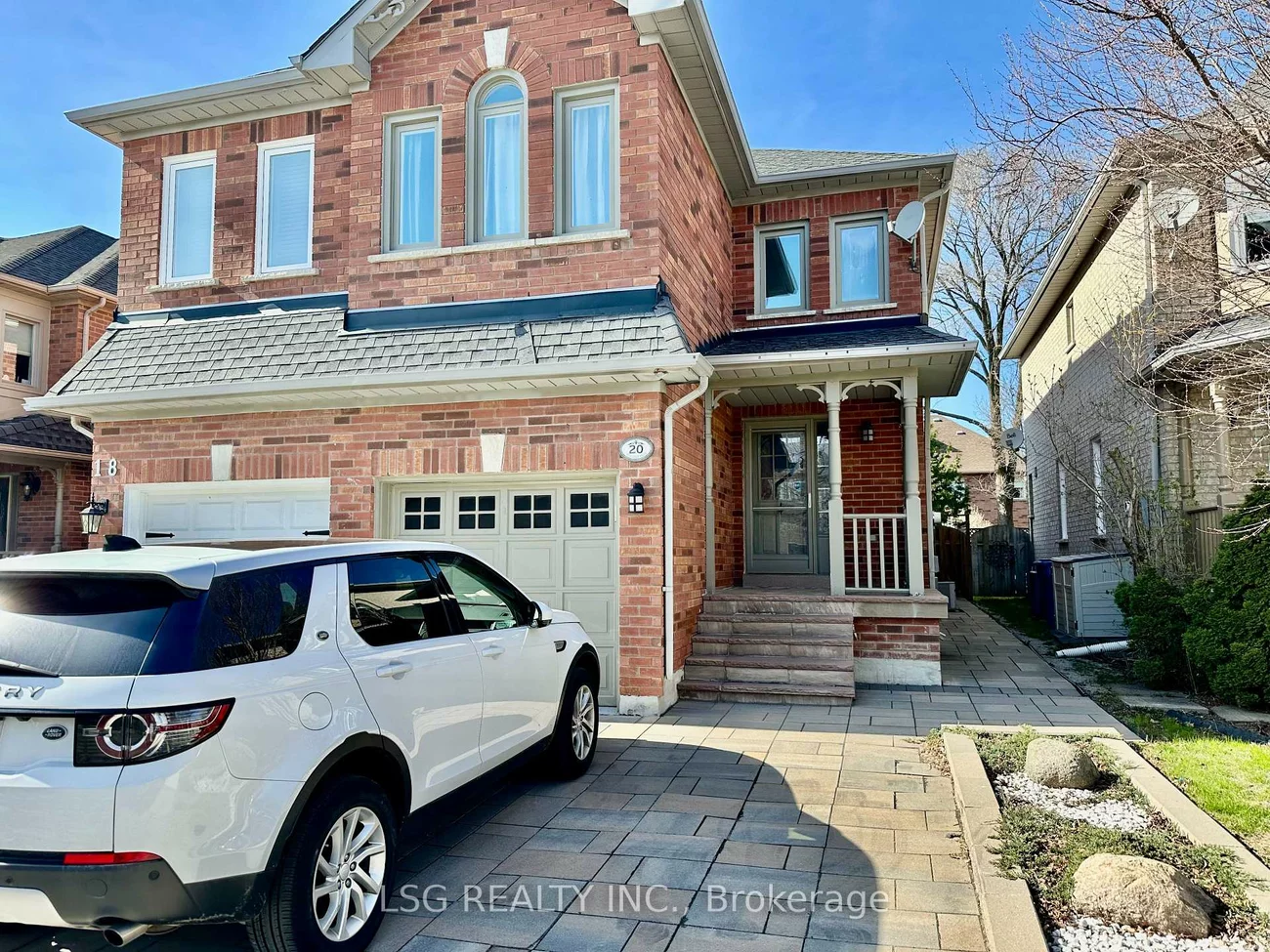 20, Hollidge, Bayview Wellington, Aurora