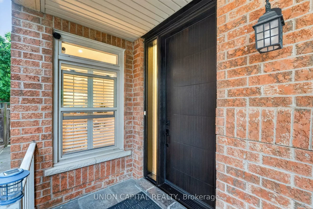 9, Ballymore, Bayview Wellington, Aurora