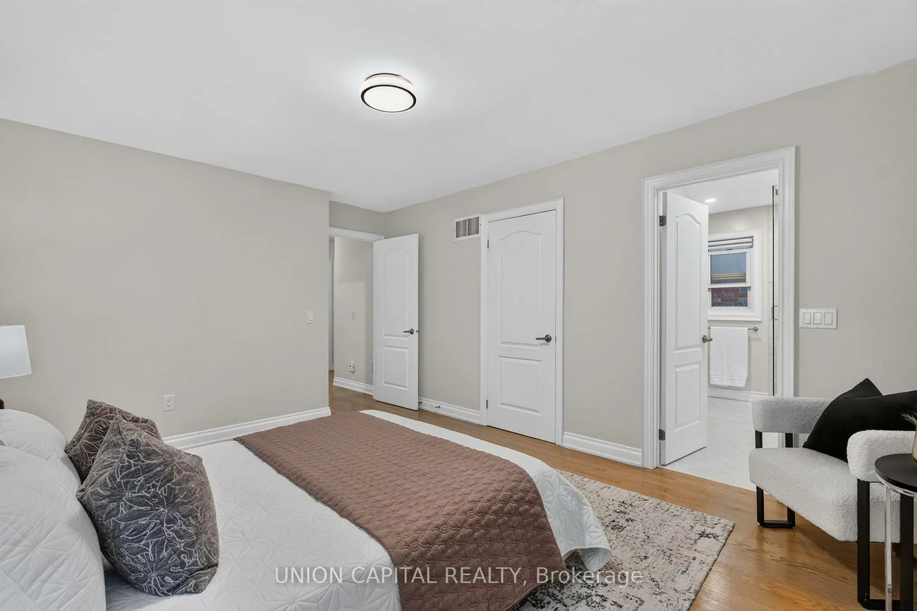 9, Ballymore, Bayview Wellington, Aurora