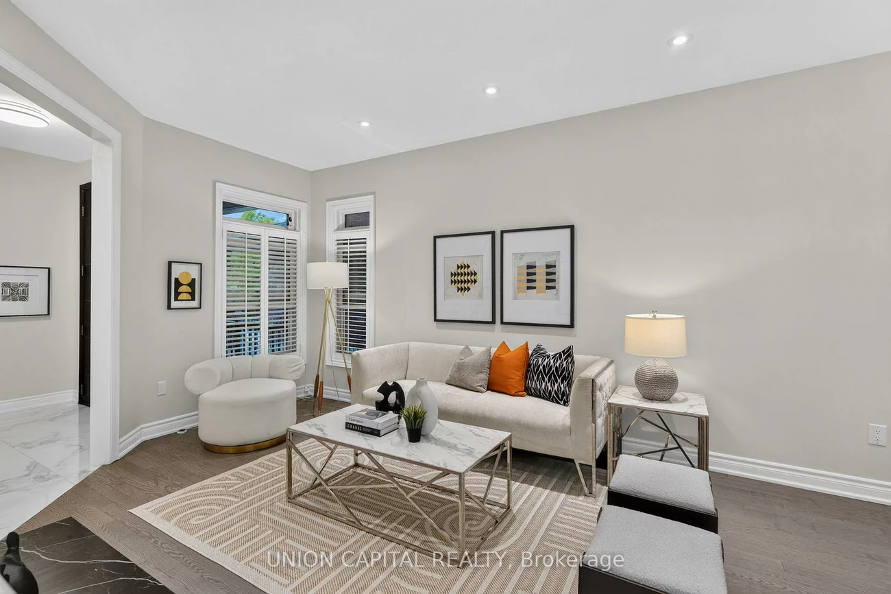 9, Ballymore, Bayview Wellington, Aurora