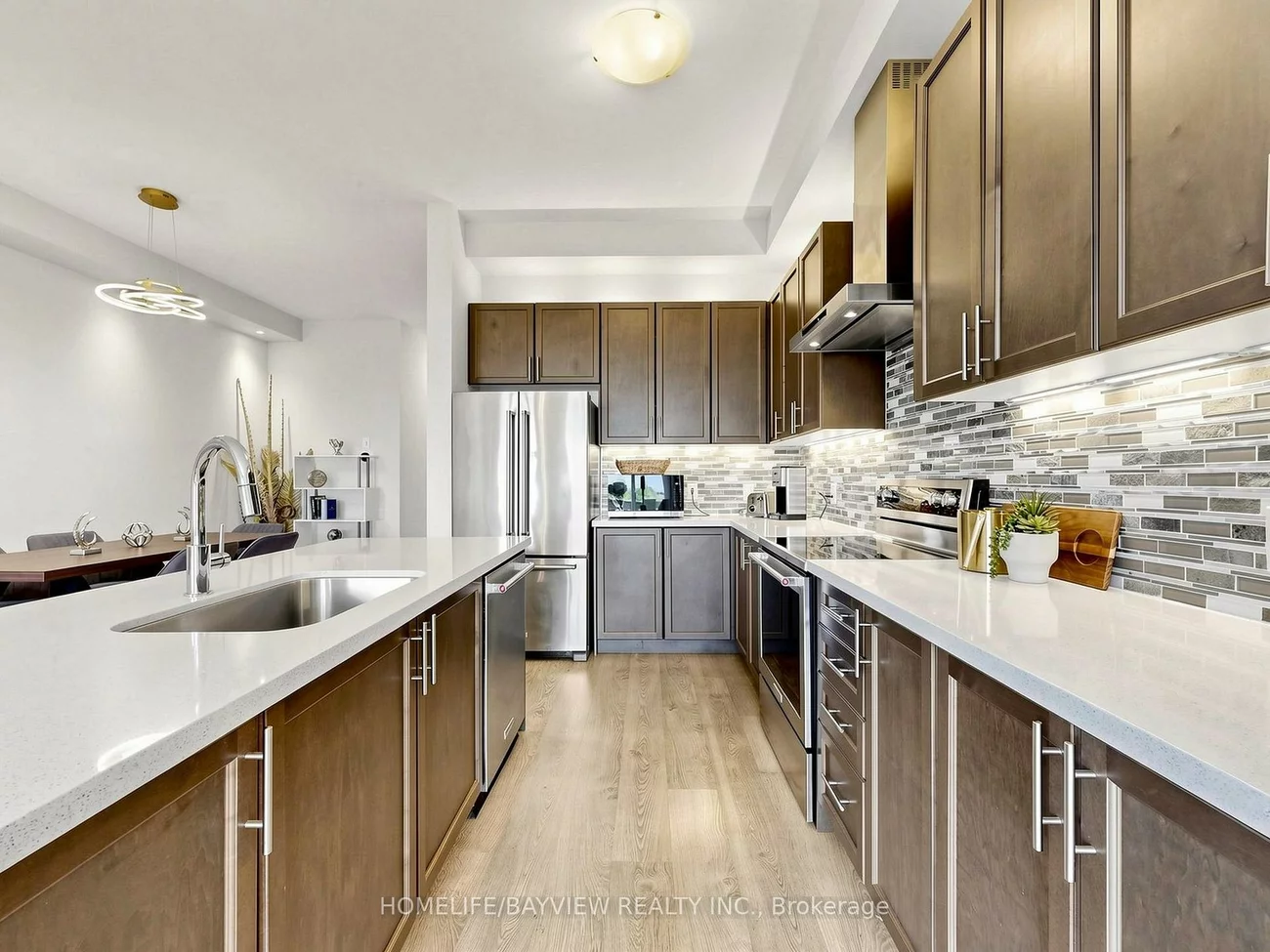 240, Elyse, Bayview Northeast, Aurora