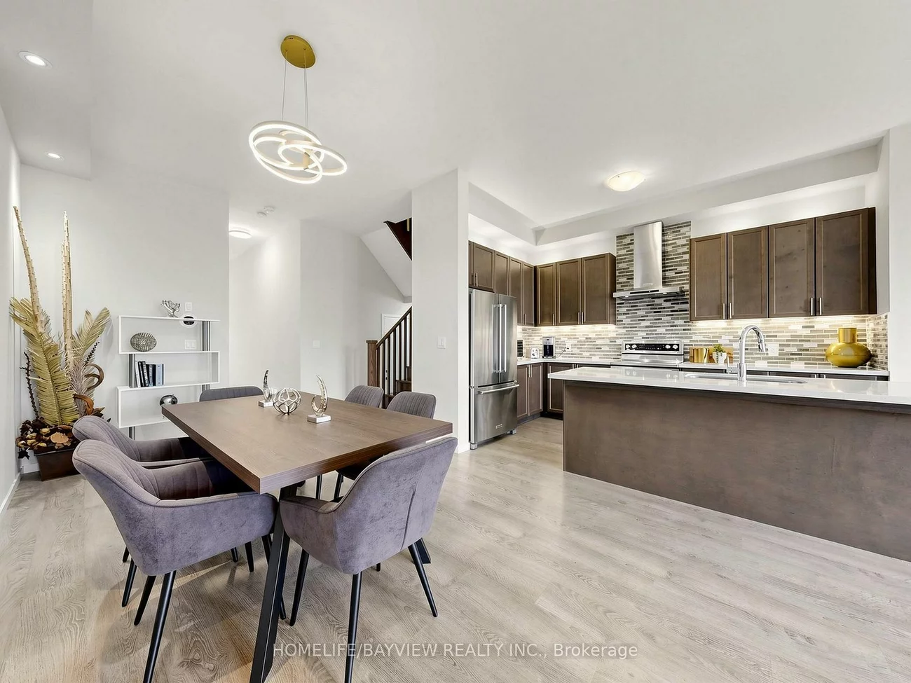 240, Elyse, Bayview Northeast, Aurora
