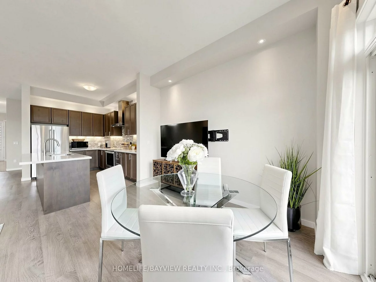 240, Elyse, Bayview Northeast, Aurora