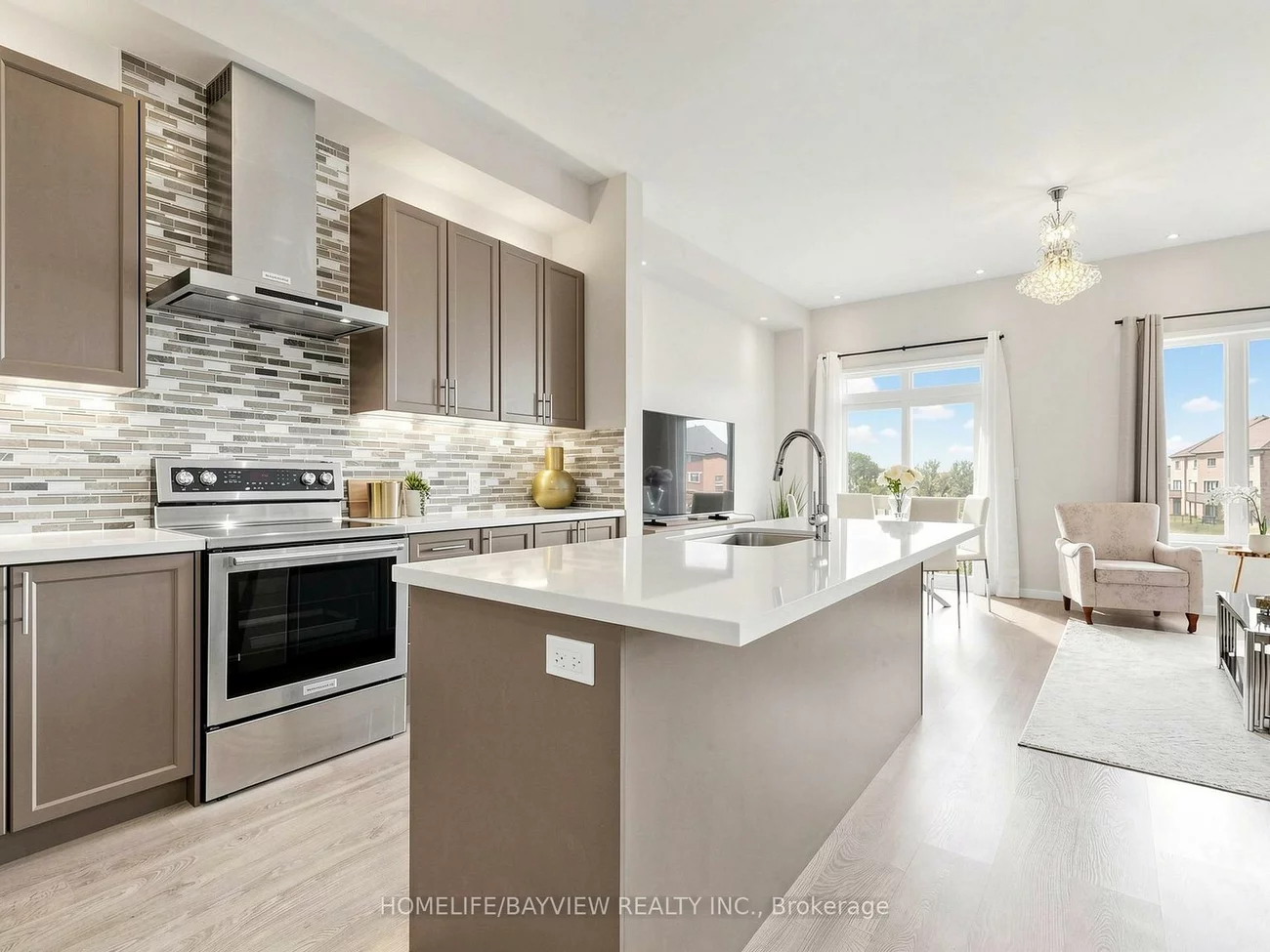 240, Elyse, Bayview Northeast, Aurora