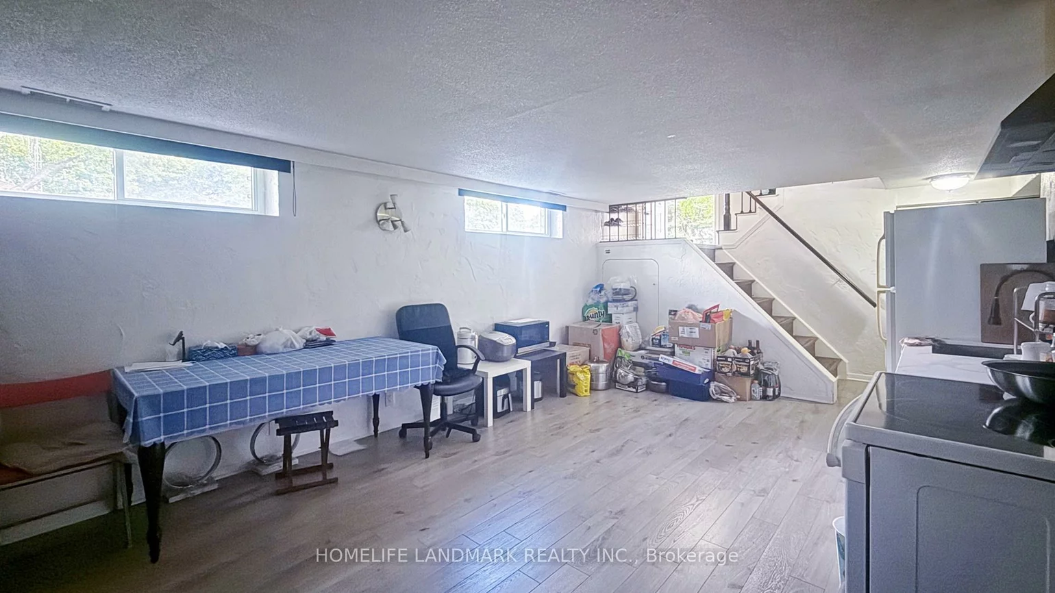 5, Johnson, Aurora Highlands, Aurora