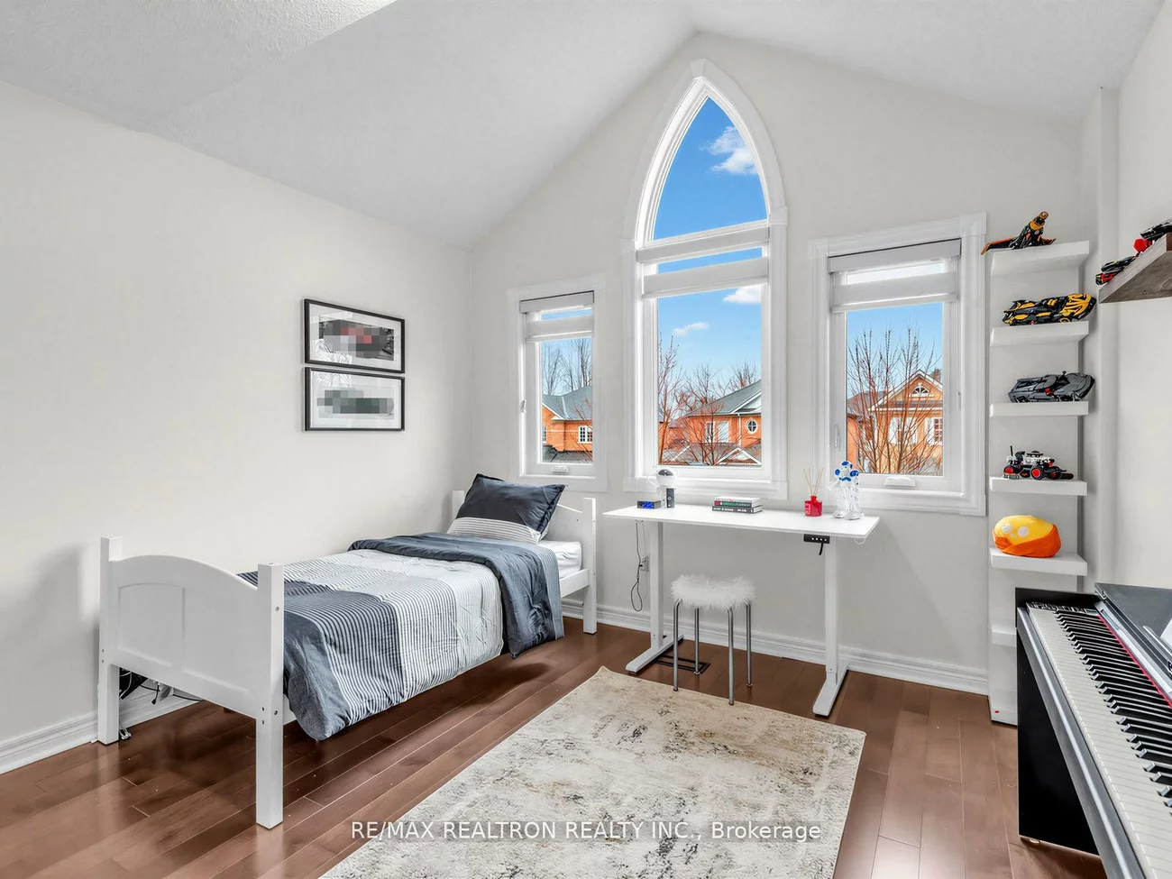57, Skipton, Bayview Wellington, Aurora