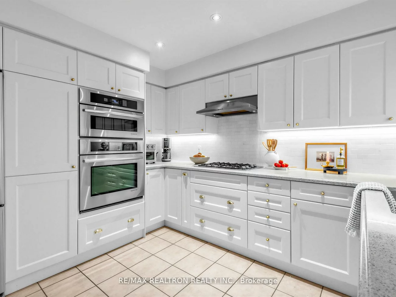 57, Skipton, Bayview Wellington, Aurora