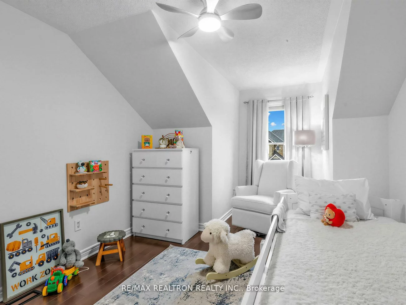 57, Skipton, Bayview Wellington, Aurora