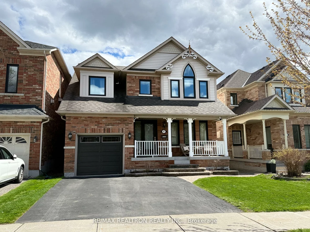 57, Skipton, Bayview Wellington, Aurora