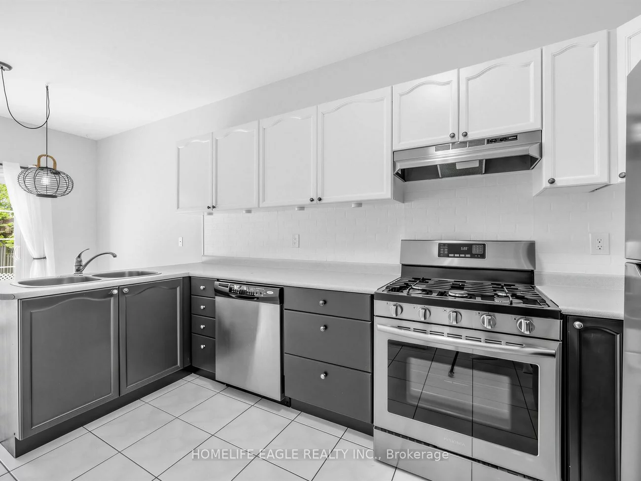 101, Downey, Bayview Wellington, Aurora