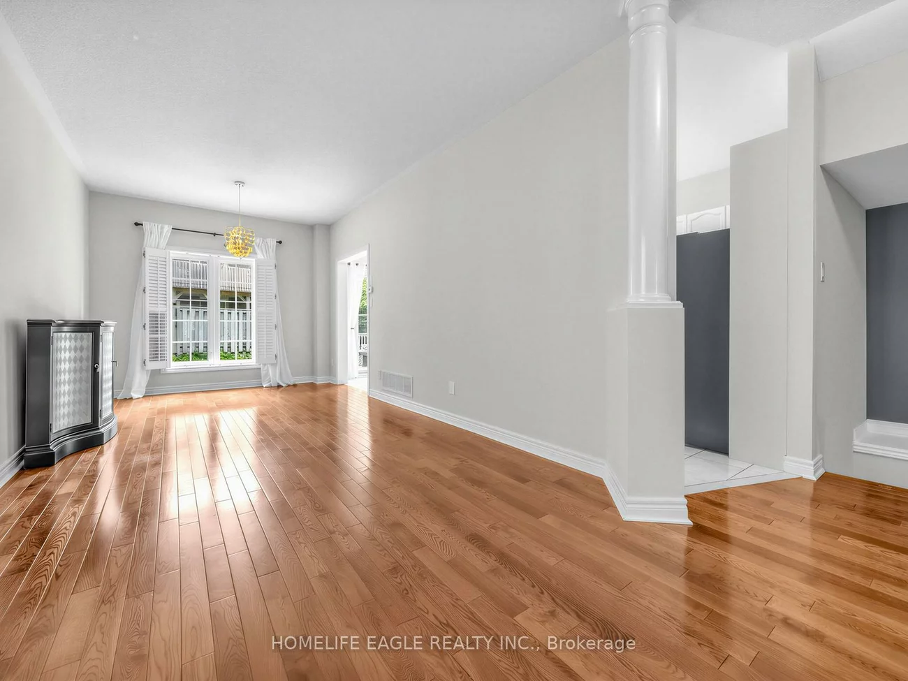 101, Downey, Bayview Wellington, Aurora