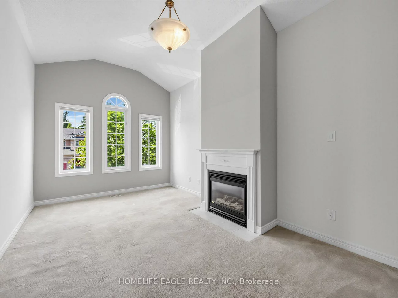101, Downey, Bayview Wellington, Aurora