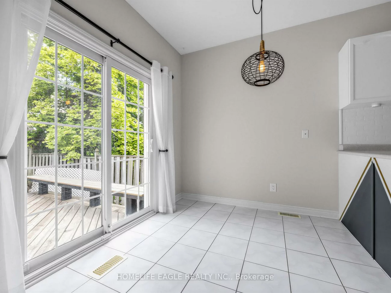 101, Downey, Bayview Wellington, Aurora