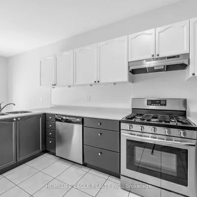 101, Downey, Bayview Wellington, Aurora