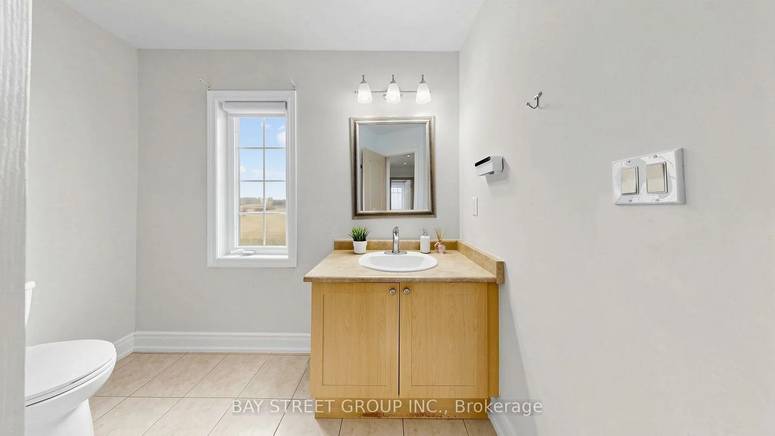97, Zokol, Bayview Northeast, Aurora