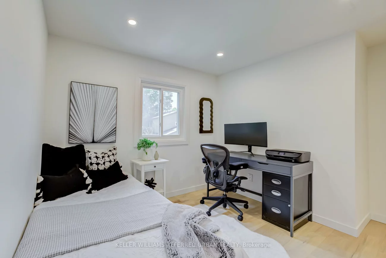7, Cossar, Aurora Highlands, Aurora