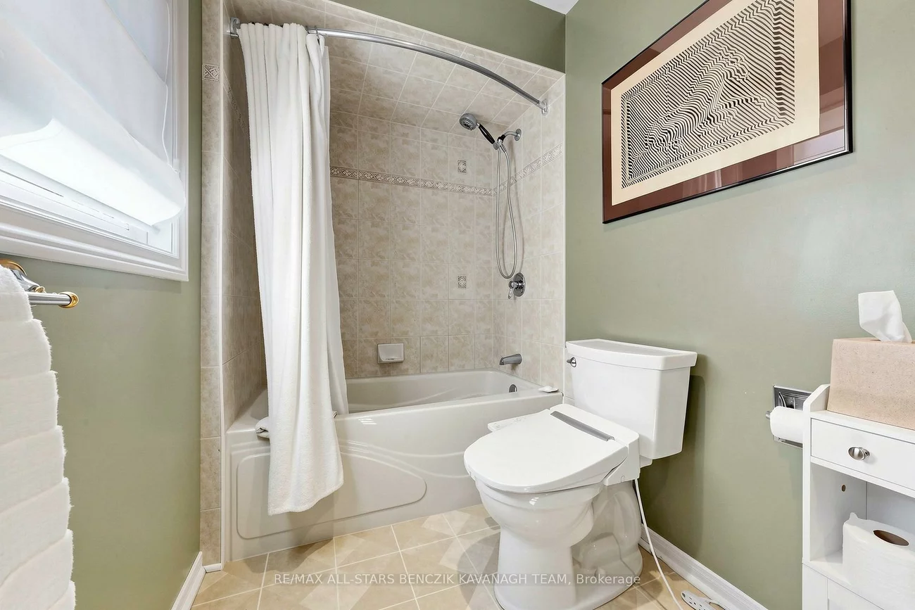 46, Crawford Rose, Aurora Heights, Aurora