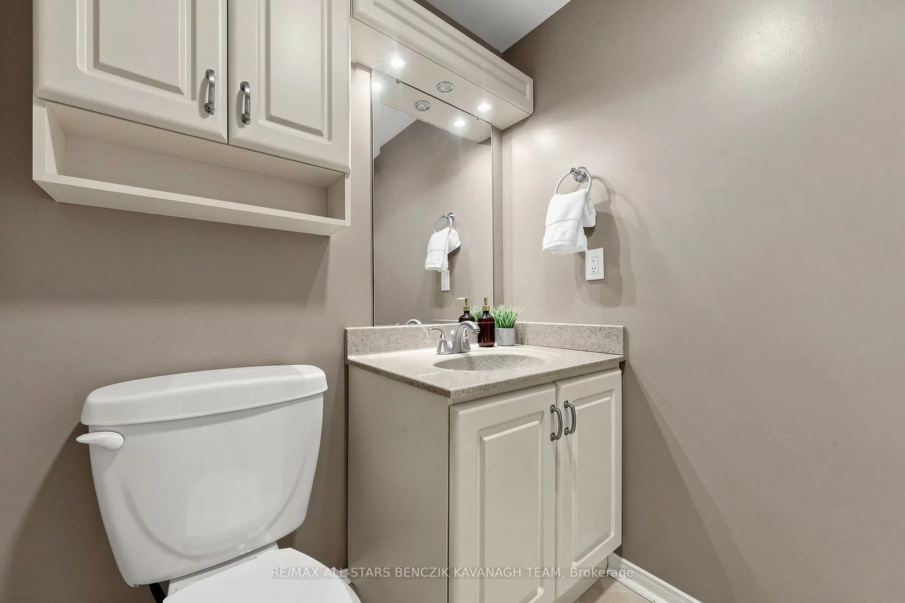 46, Crawford Rose, Aurora Heights, Aurora