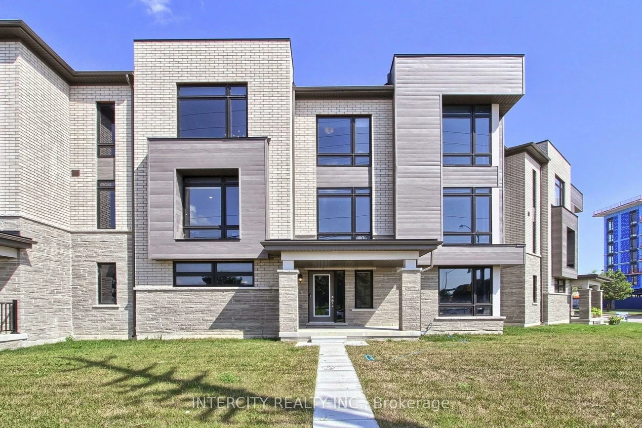 130, Blick, Bayview Northeast, Aurora