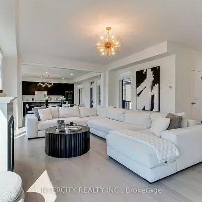 130, Blick, Bayview Northeast, Aurora