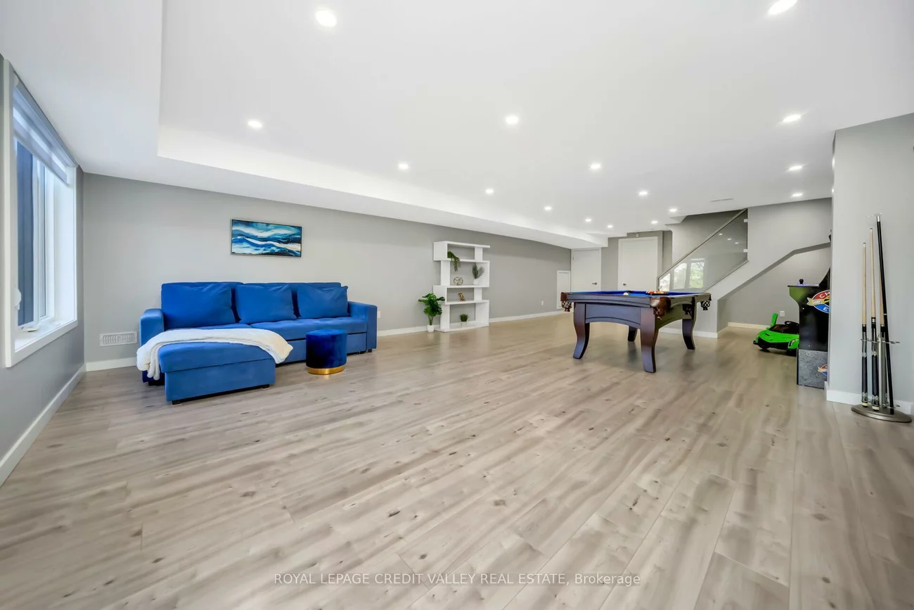 336, Elyse, Bayview Northeast, Aurora