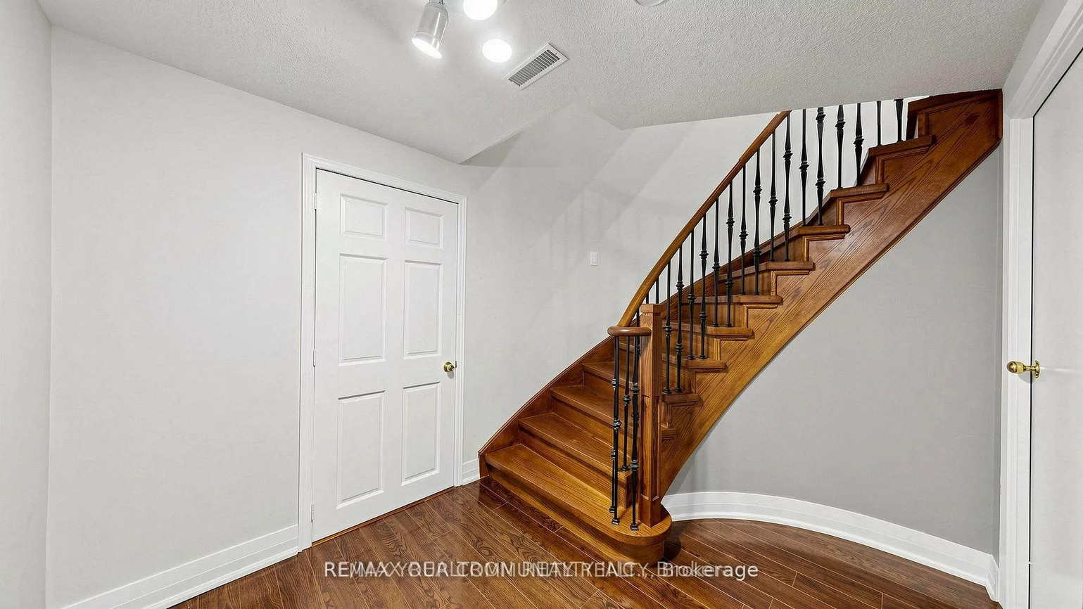 48, Beatty, Aurora Highlands, Aurora