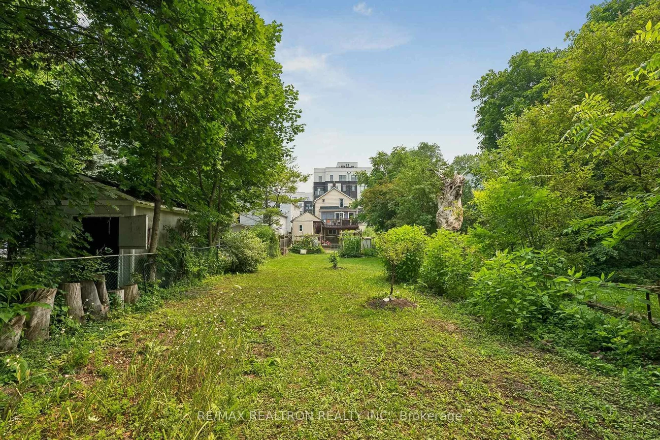 28, Machell, Aurora Village, Aurora