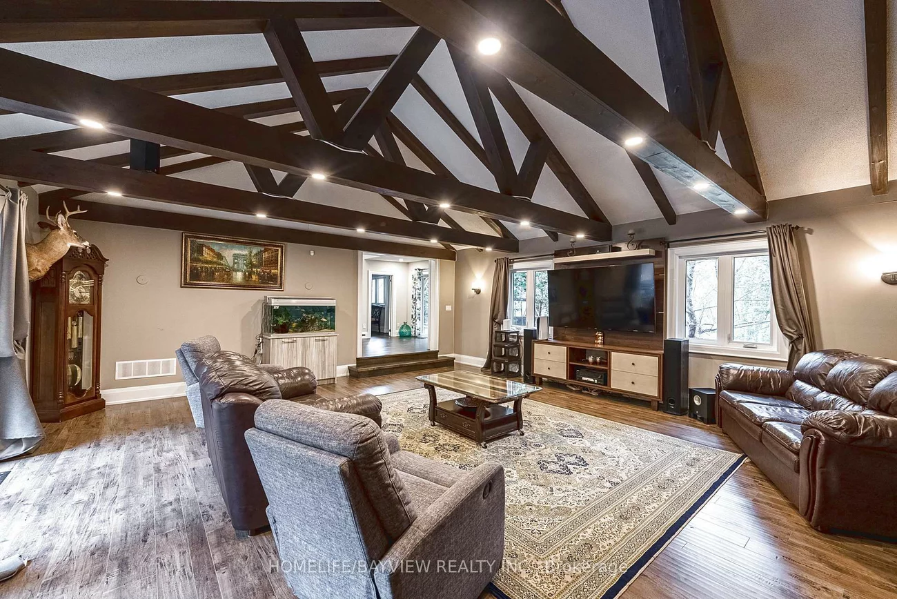 25, Whispering Pine, Aurora Heights, Aurora