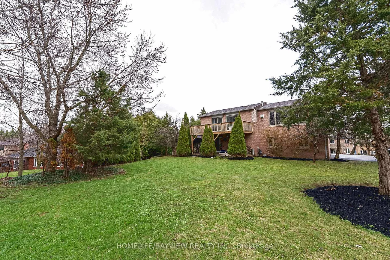 25, Whispering Pine, Aurora Heights, Aurora