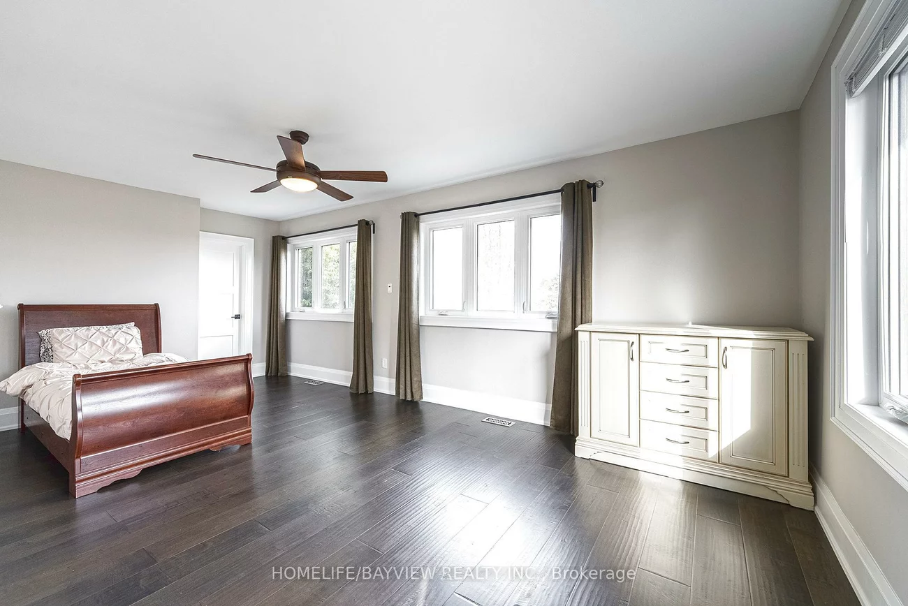 25, Whispering Pine, Aurora Heights, Aurora