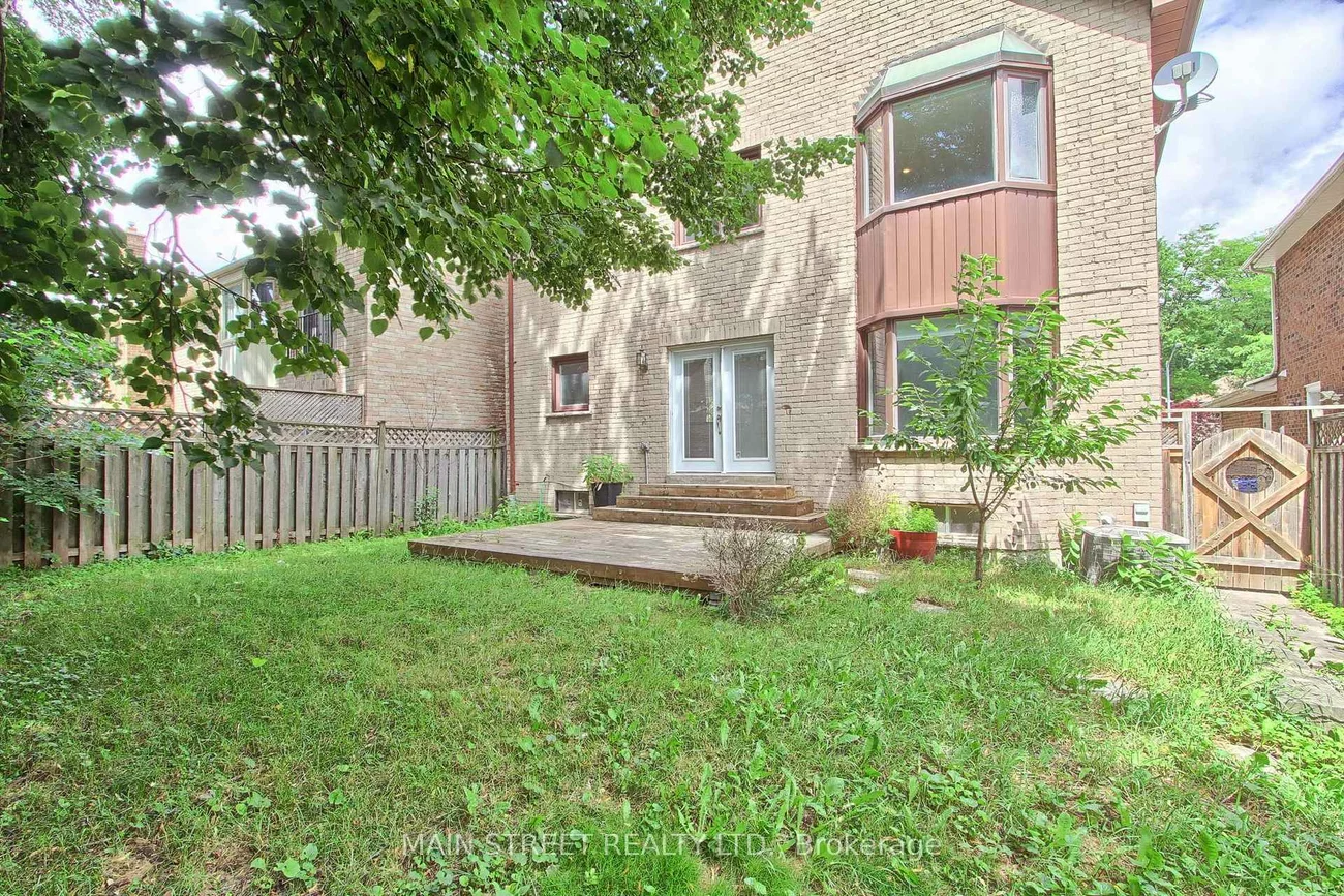 27, Murdock, Aurora Heights, Aurora