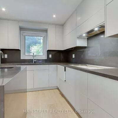 27, Murdock, Aurora Heights, Aurora