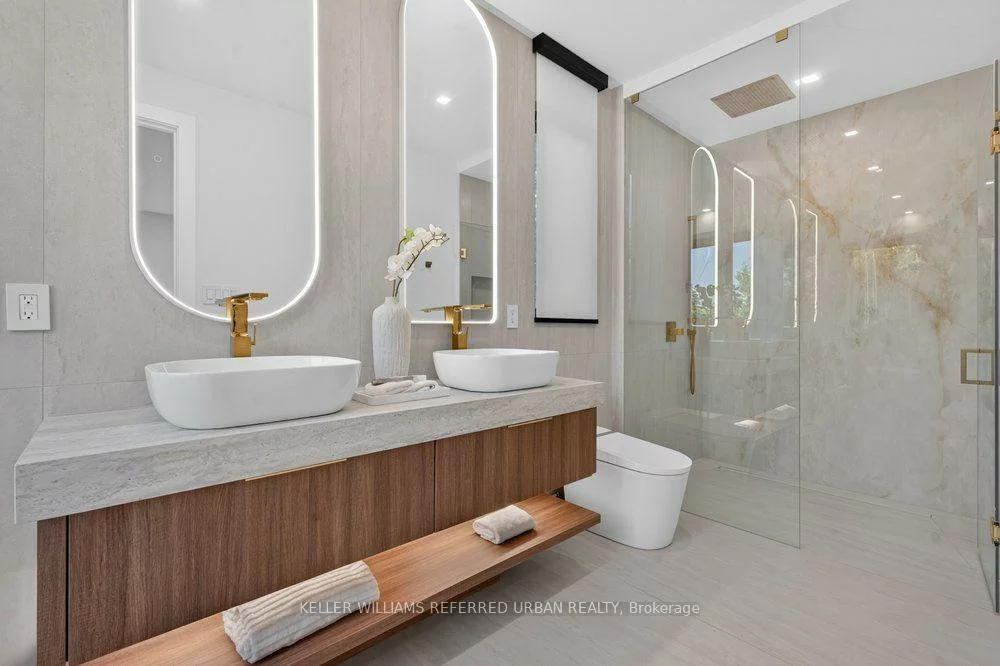 11, Knowles, Aurora Highlands, Aurora